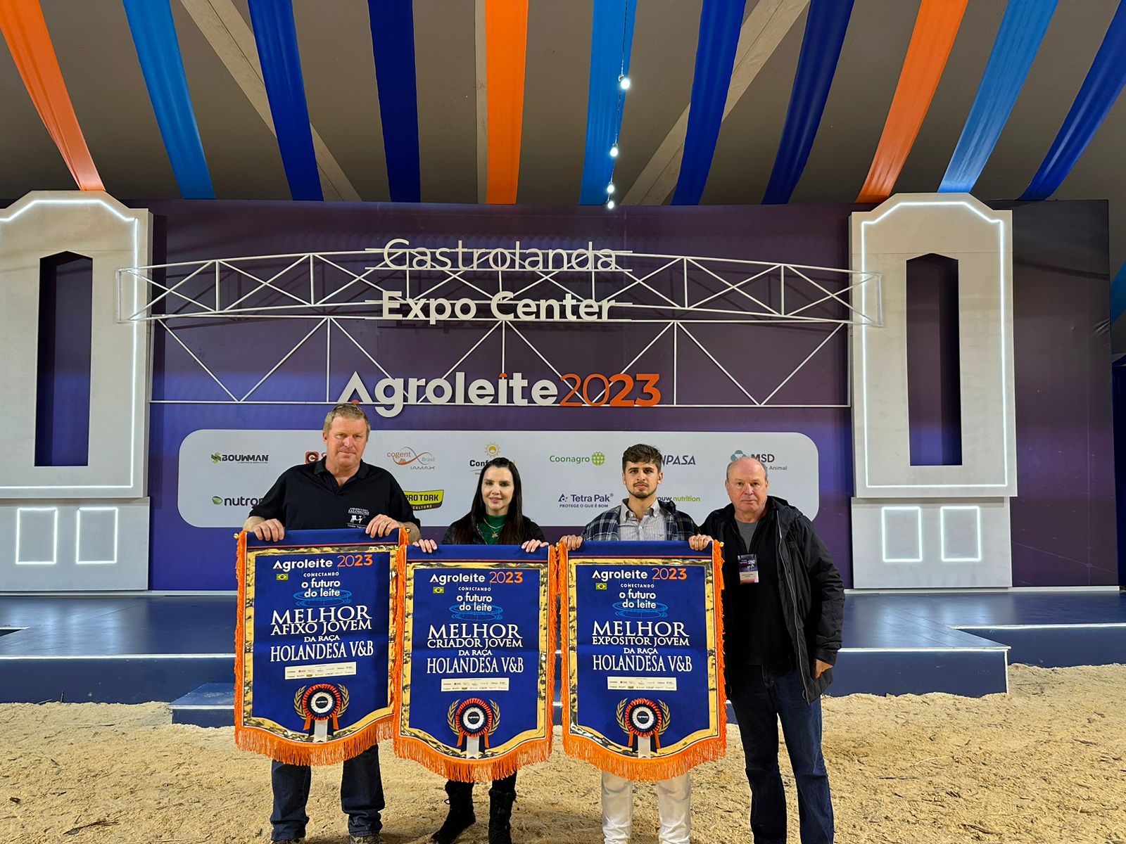 Melhor Criador, Expositor e Afixo Gado Jovem VB