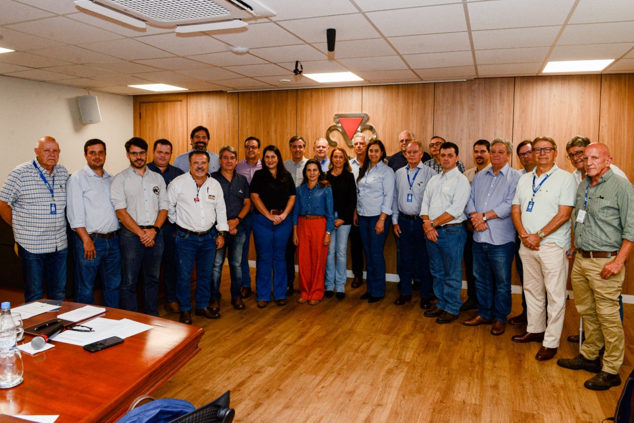 REUNIÃO DE CRIAÇÃO DA FRENTE DE ASSOCIAÇÕES DE BOVINOS DO BRASIL